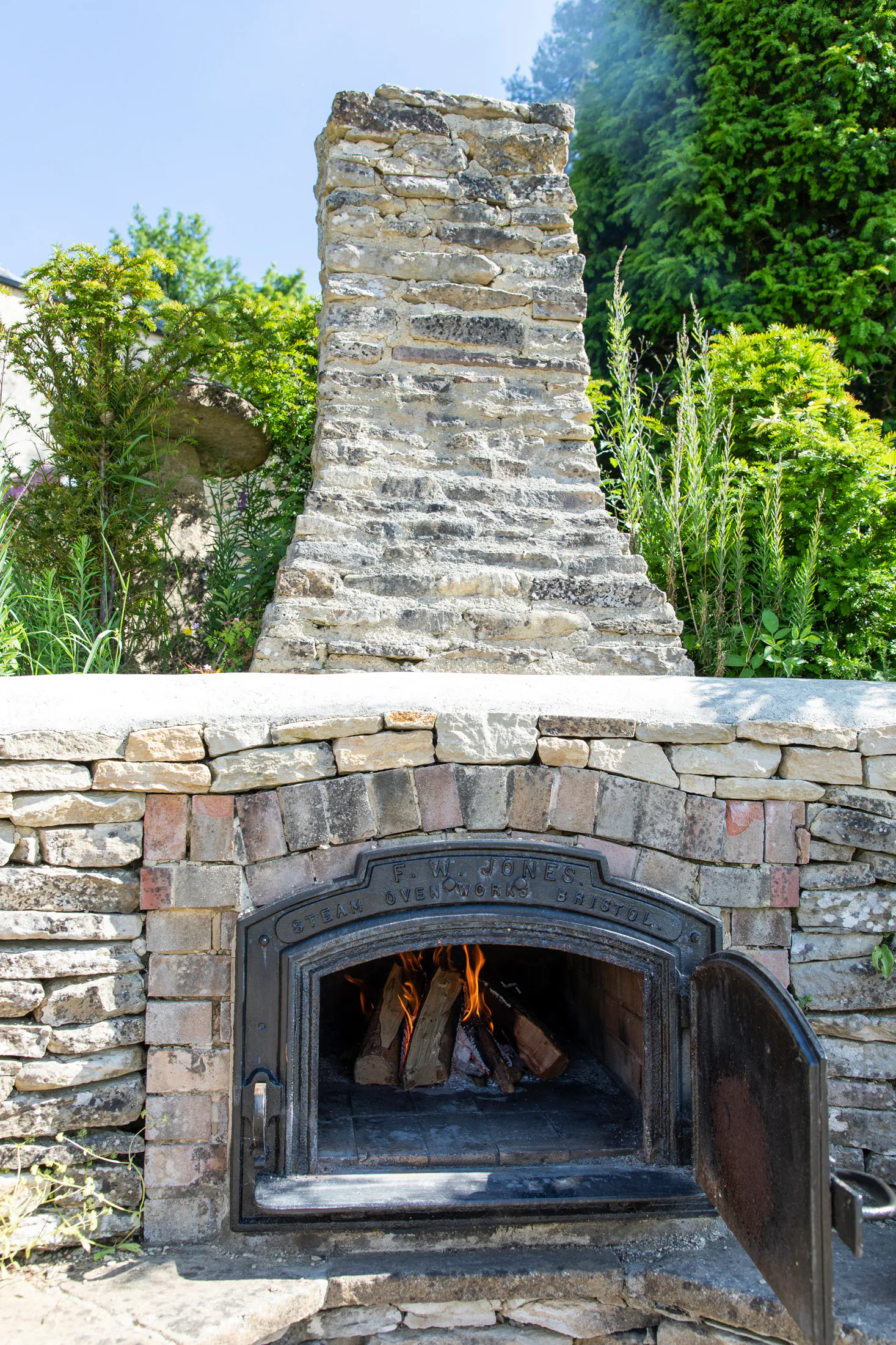 Luxury-Hall-For-Holiday-Rosewood-Cotswol (76)