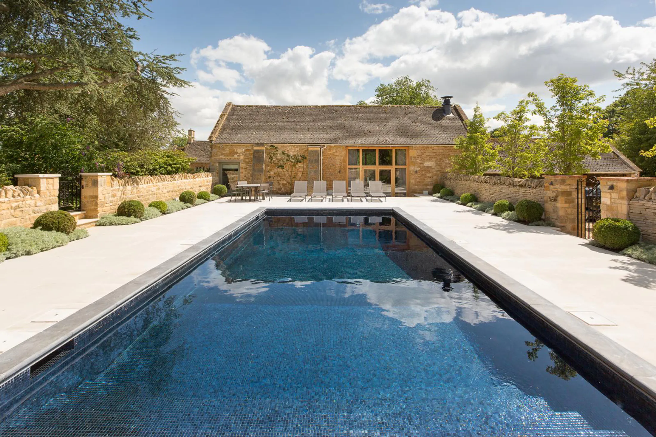 Luxury-Holiday-House-For-Rent-Home-Farm-The-Cotswolds (6)
