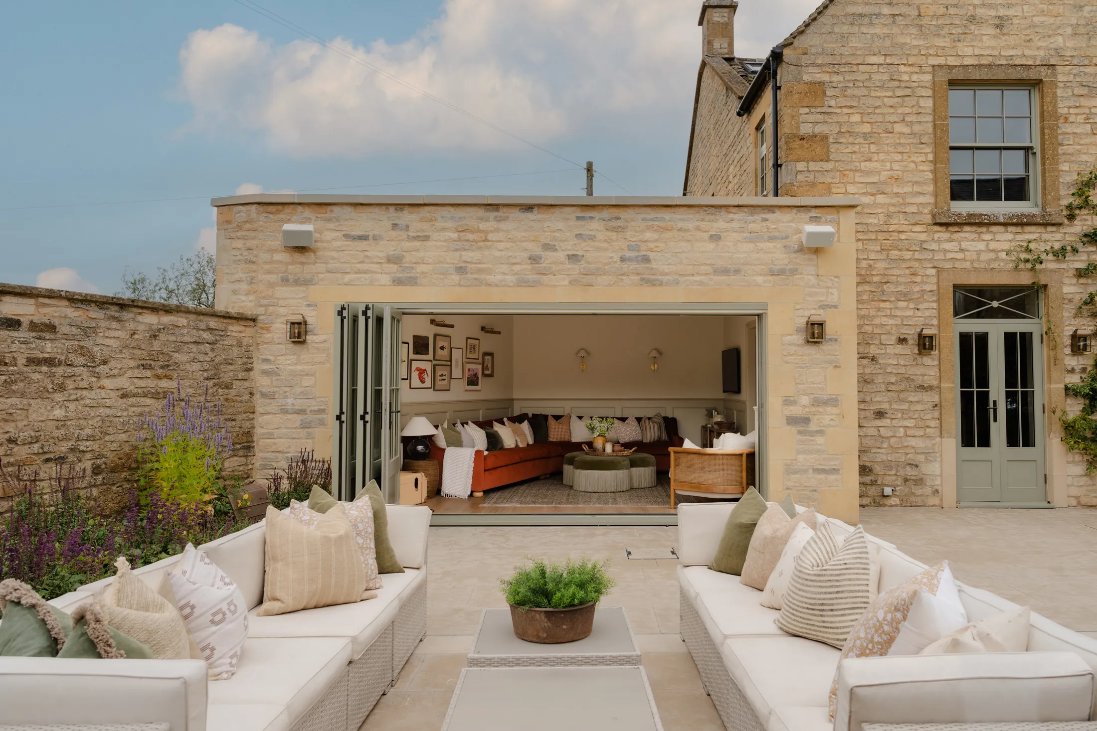 Luxury-House-For-Holiday-Rent-Cotswolds-Stow-Shipton-House (42)