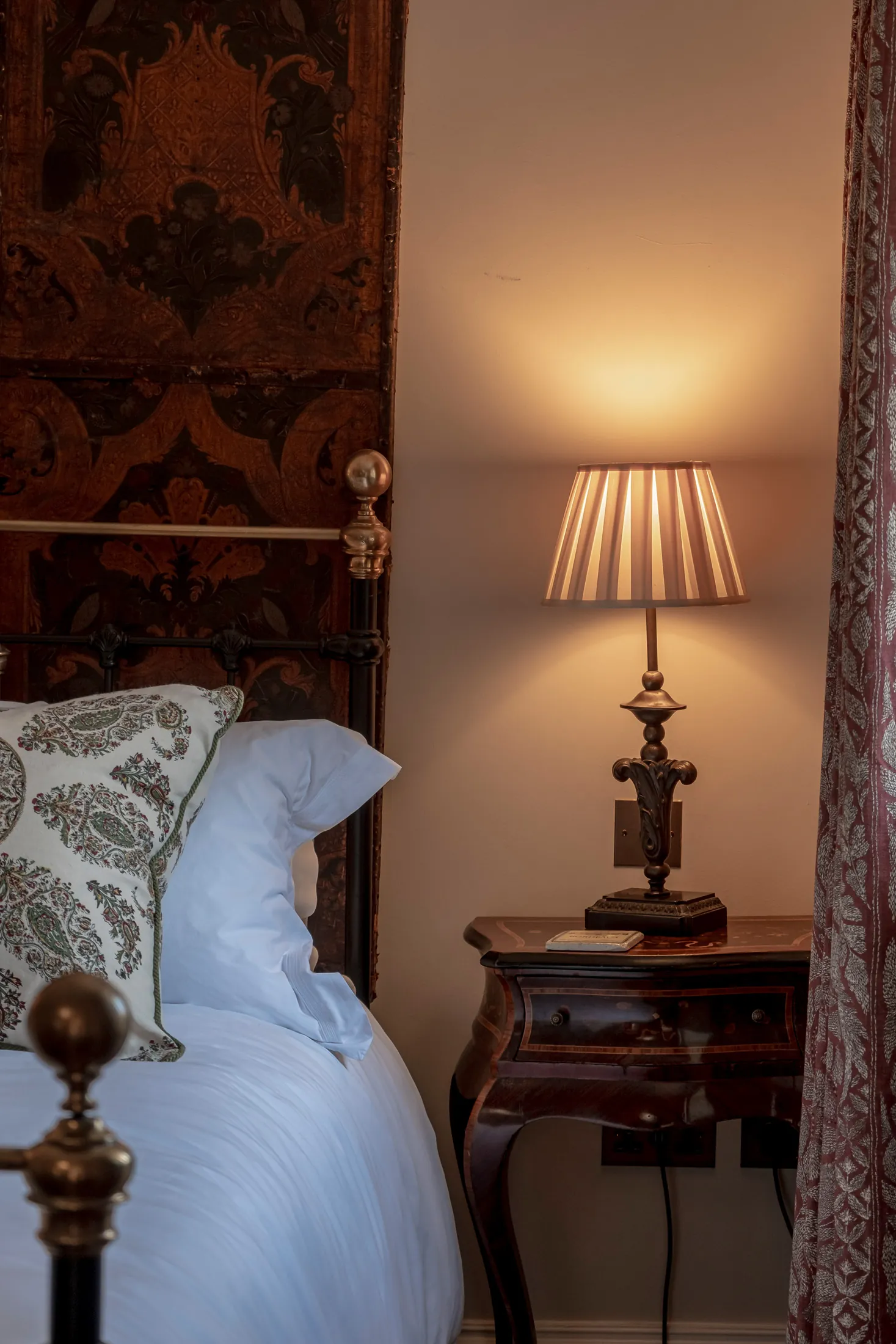 Luxury-House-For-Holiday-Rent-Cotswolds-Wellbrook-F (12)