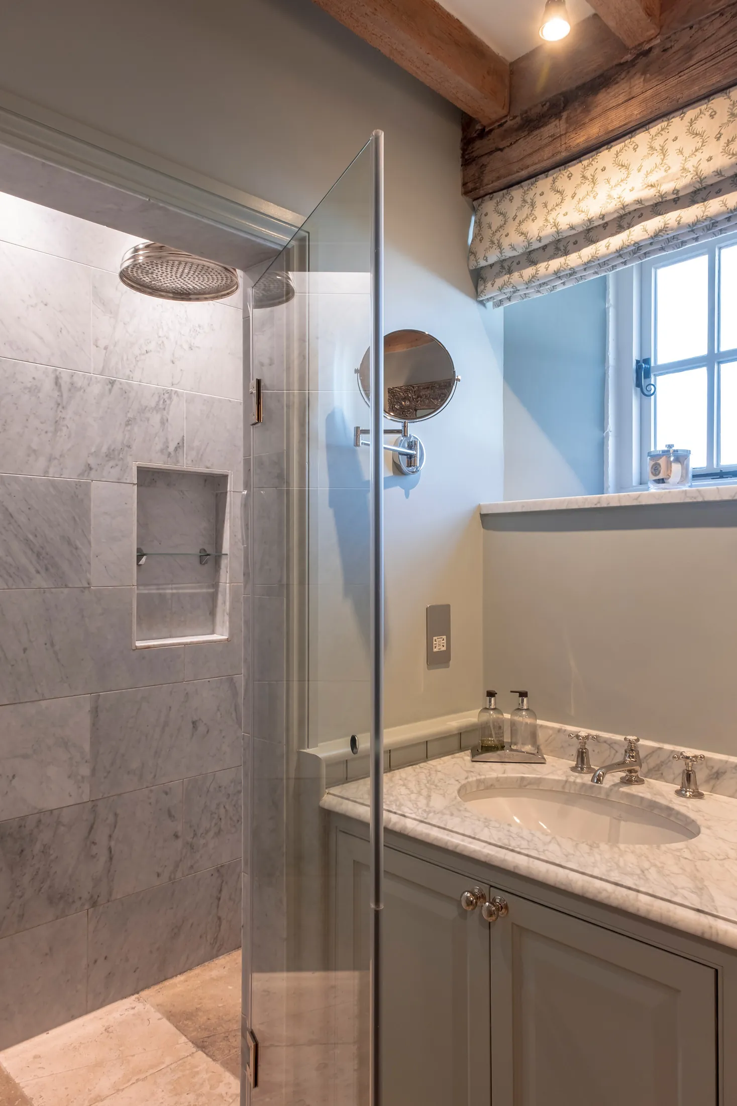 Luxury-House-For-Holiday-Rent-Cotswolds-Wellbrook-F (144)