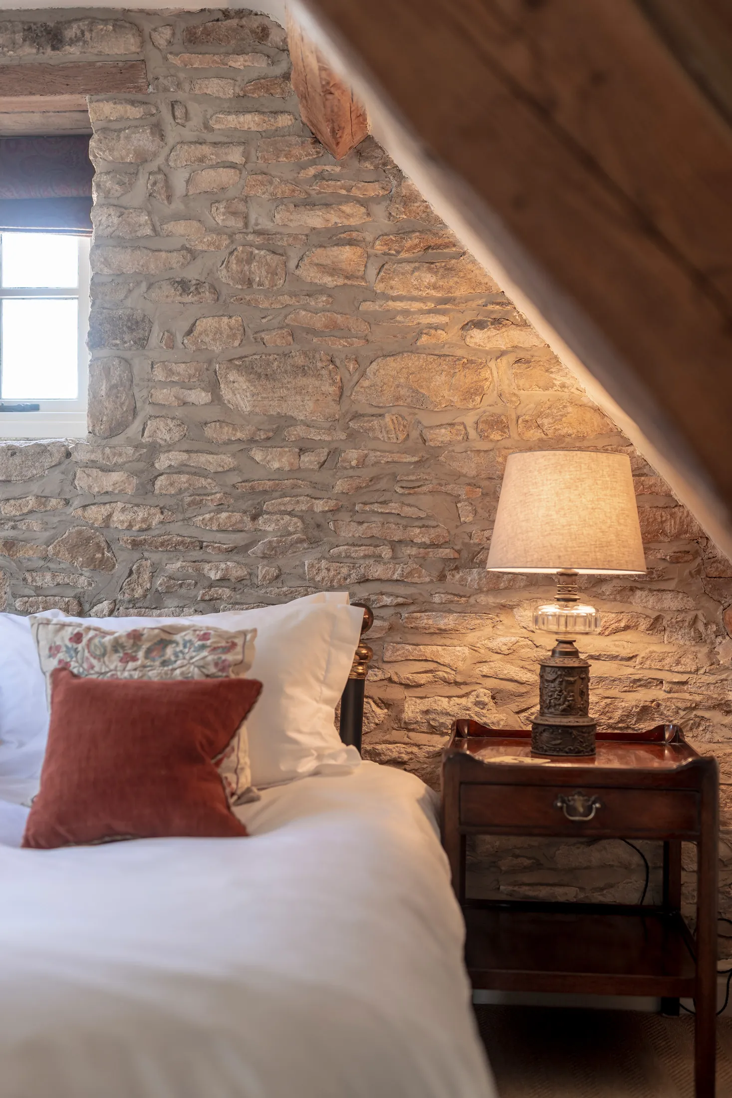 Luxury-House-For-Holiday-Rent-Cotswolds-Wellbrook-F (68)