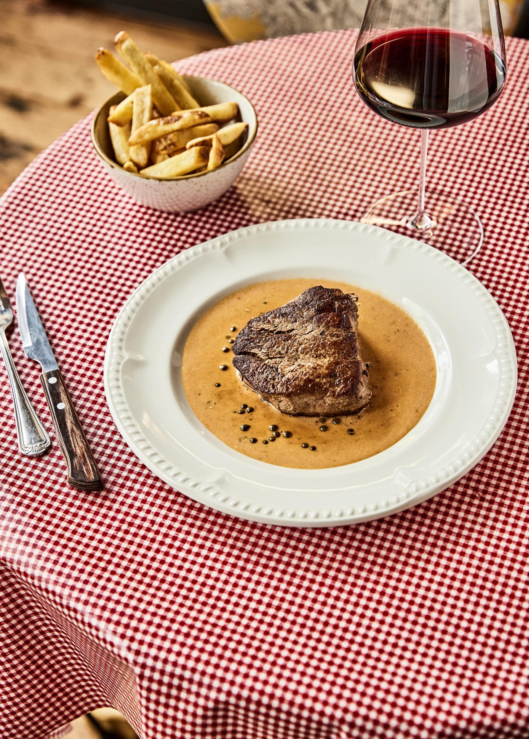 Maida-Vale-Little-Venice-Area-Guide-Best-Restaurants-Paulette-French (1)