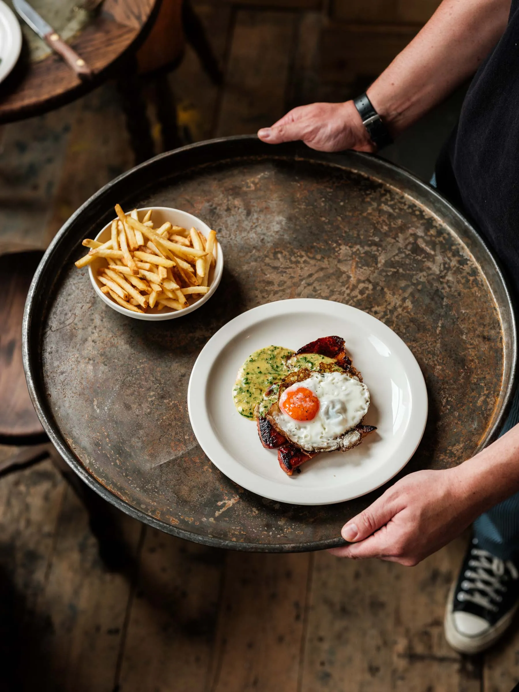 Maida-Vale-Little-Venice-Area-Guide-The-Hero-Best-Pubs (17)