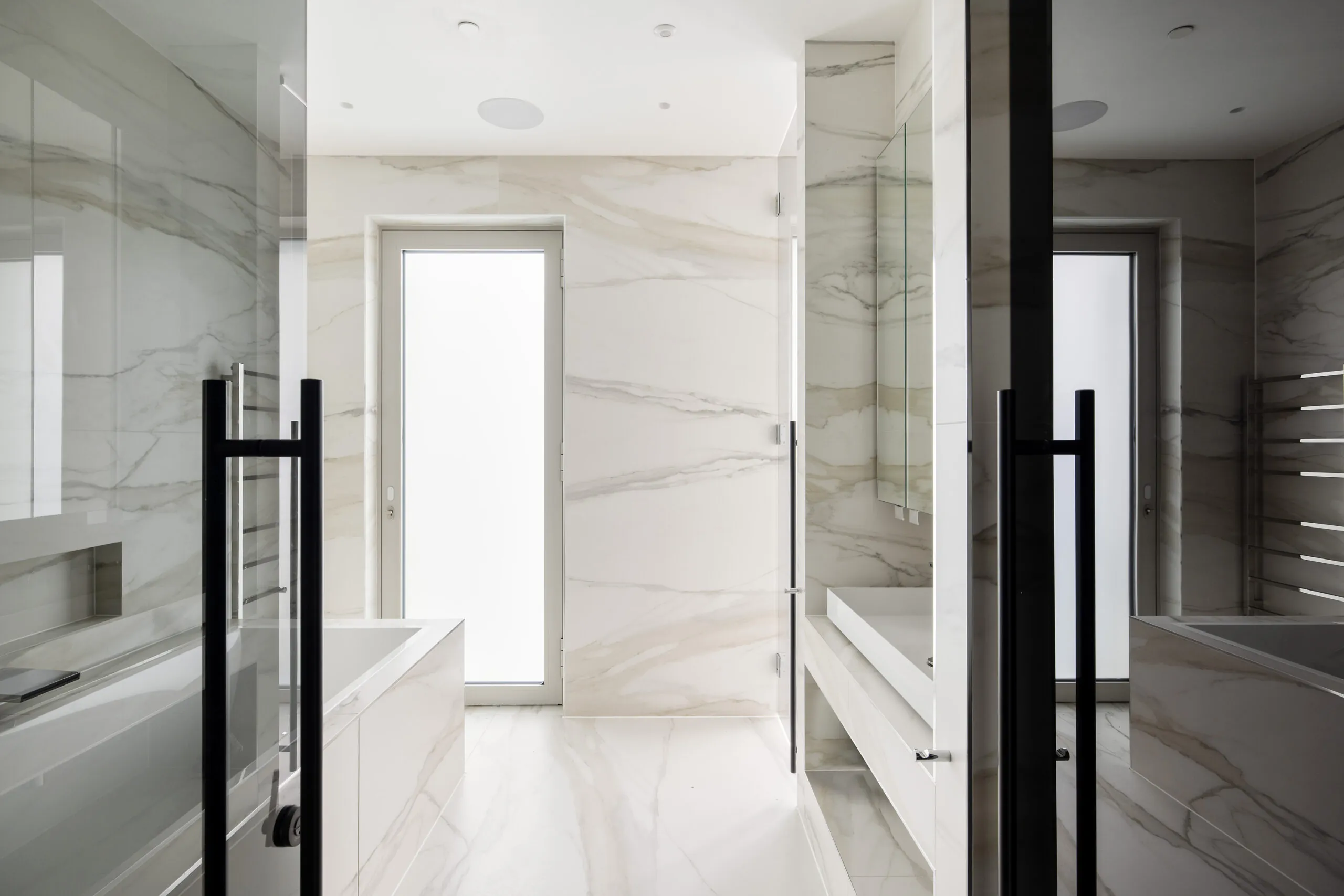 Mayfair-House-For-Rent-Down-Street-Mews-35_Lo