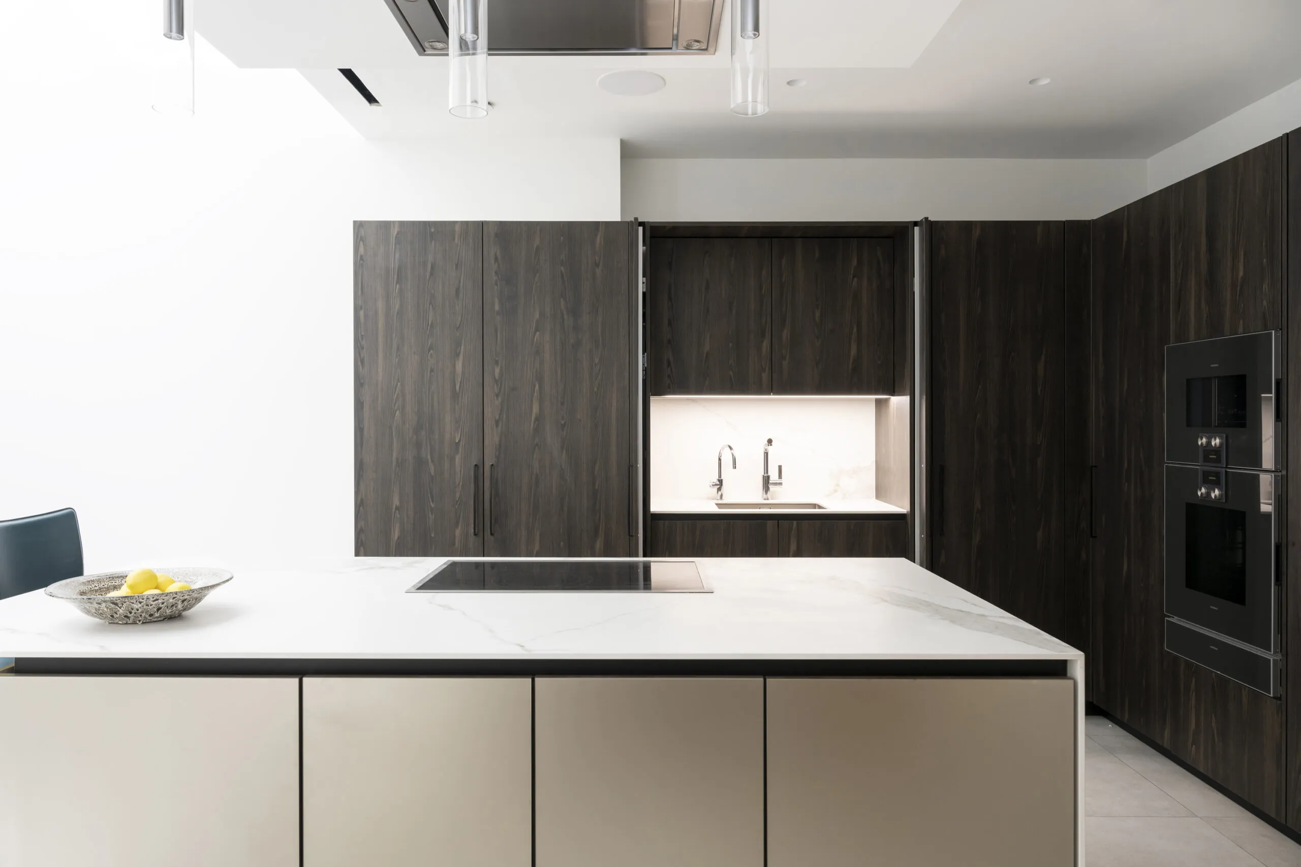 Mayfair-House-To-Rent-Short-Let-Down-Street-Mews-10_Lo