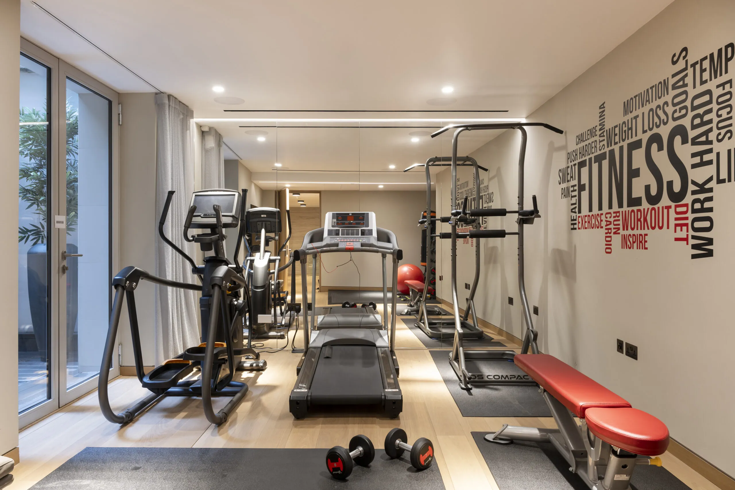 Mayfair-House-To-Rent-Short-Let-Down-Street-Mews-34_Lo