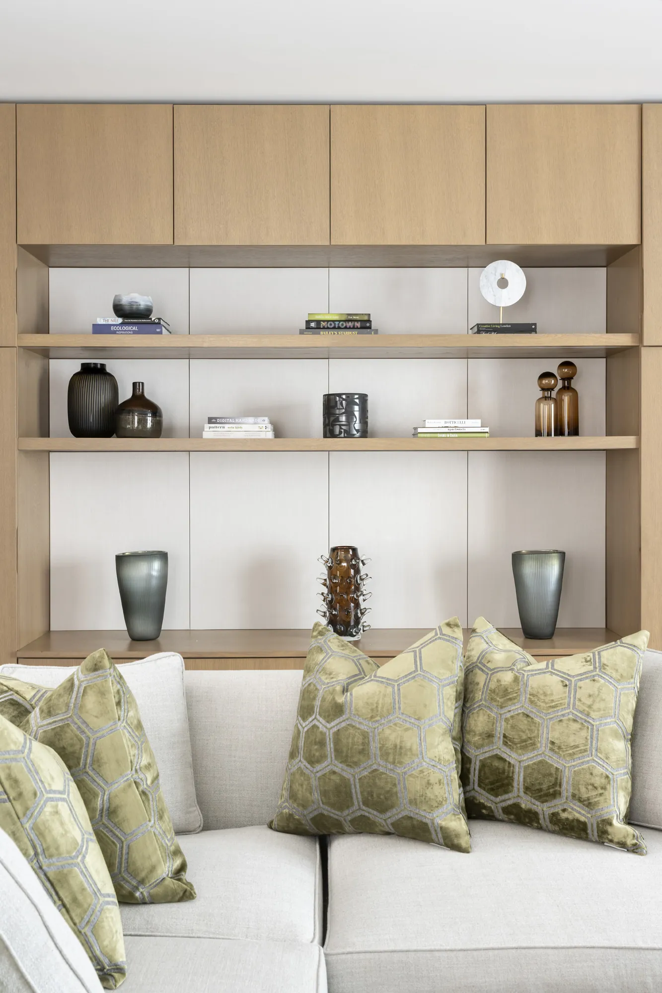 Mayfair-House-To-Rent-Short-Let-Down-Street-Mews-6_Lo