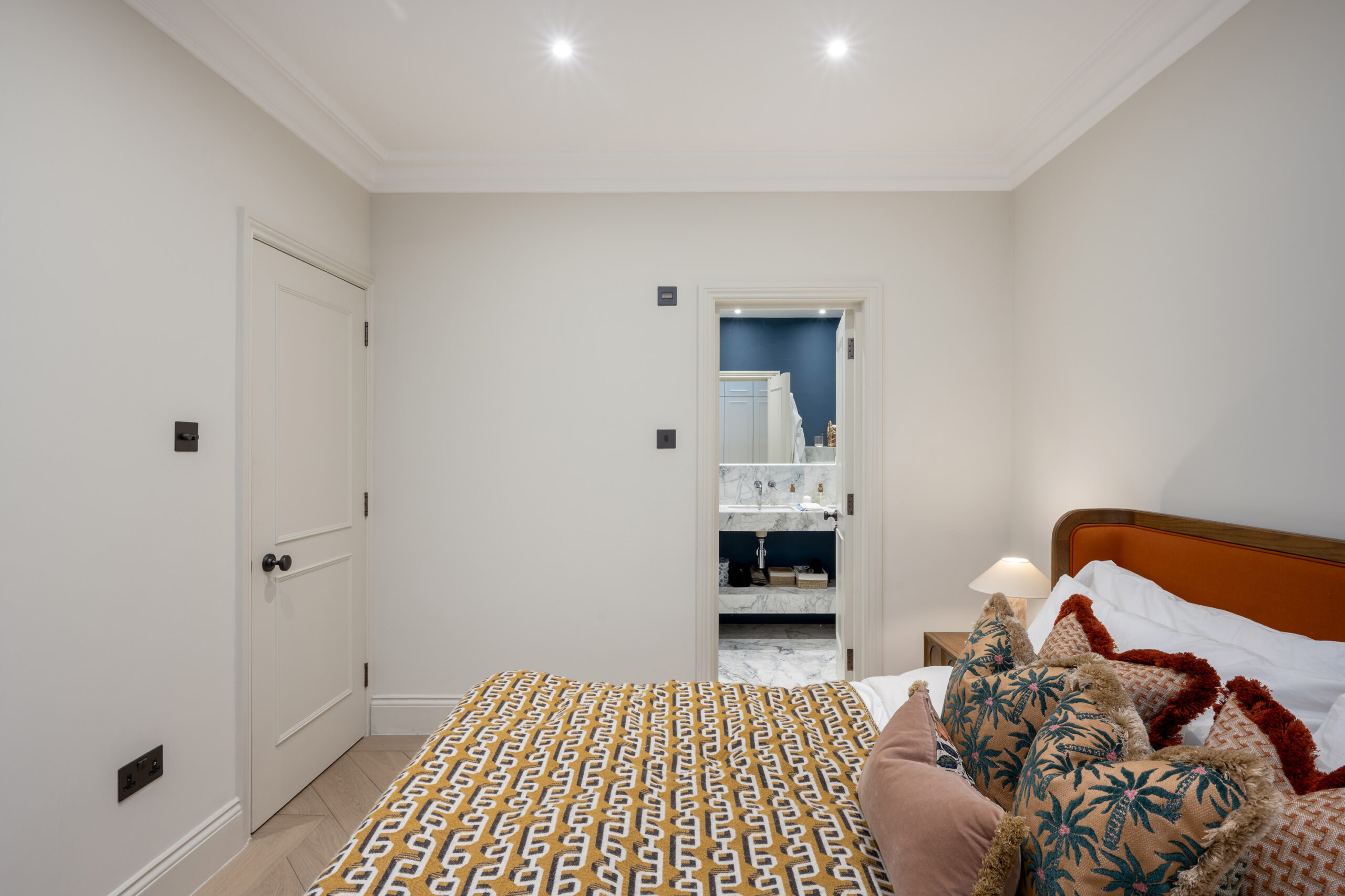 Notting-Hill-Apartment-For-Rent-Clanricarde-Gardens-16_Lo