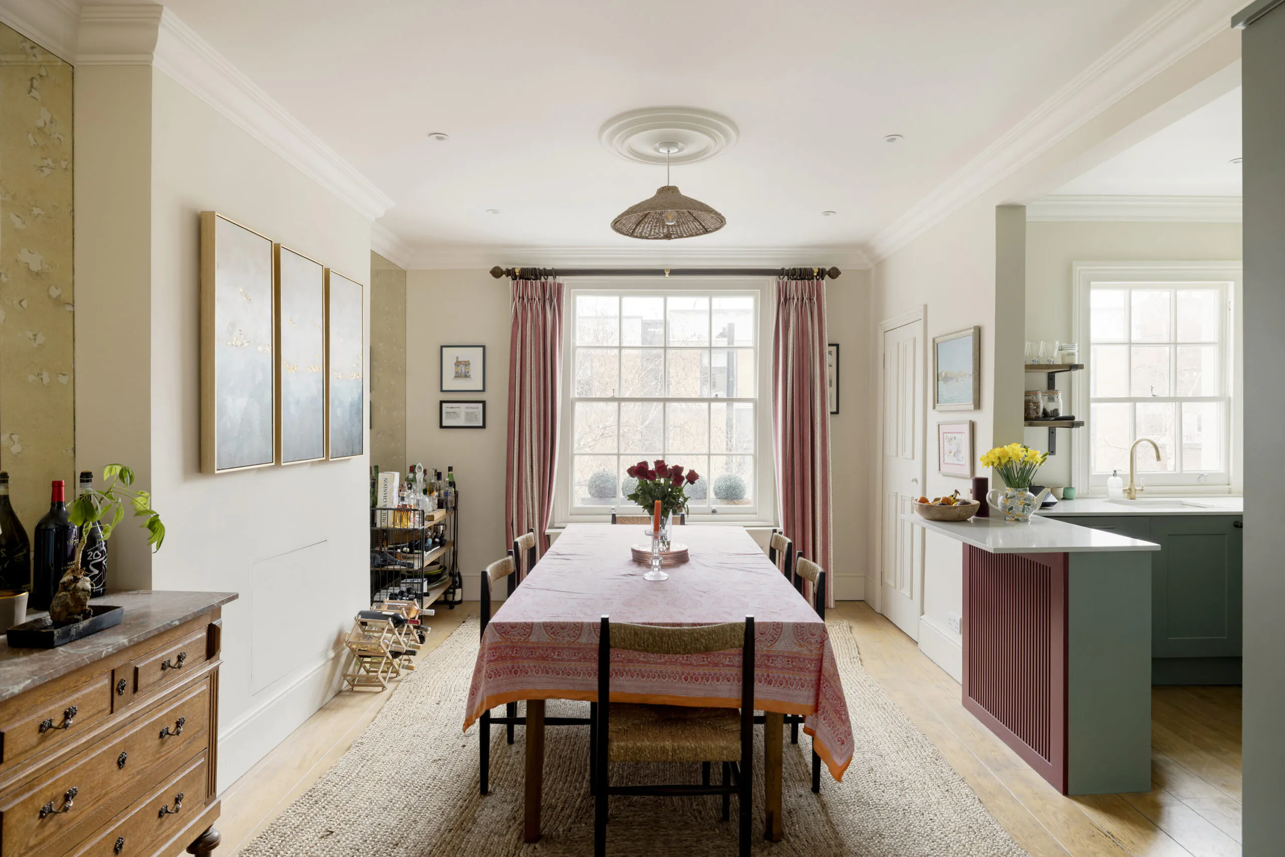 Notting-Hill-Apartment-For-Rent-Garway-Road-1_Lo