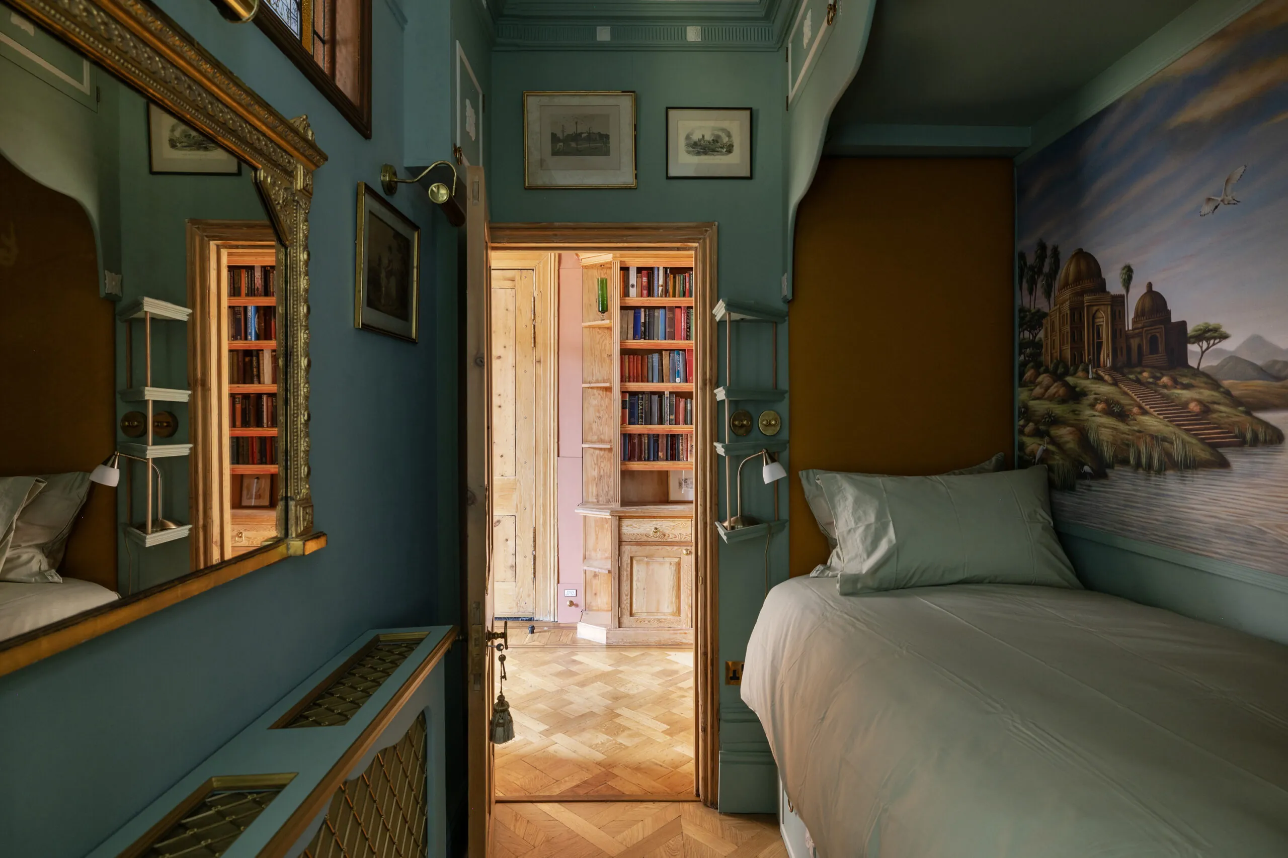 Notting-Hill-Apartment-For-Rent-Pembridge-Square-8_Lo