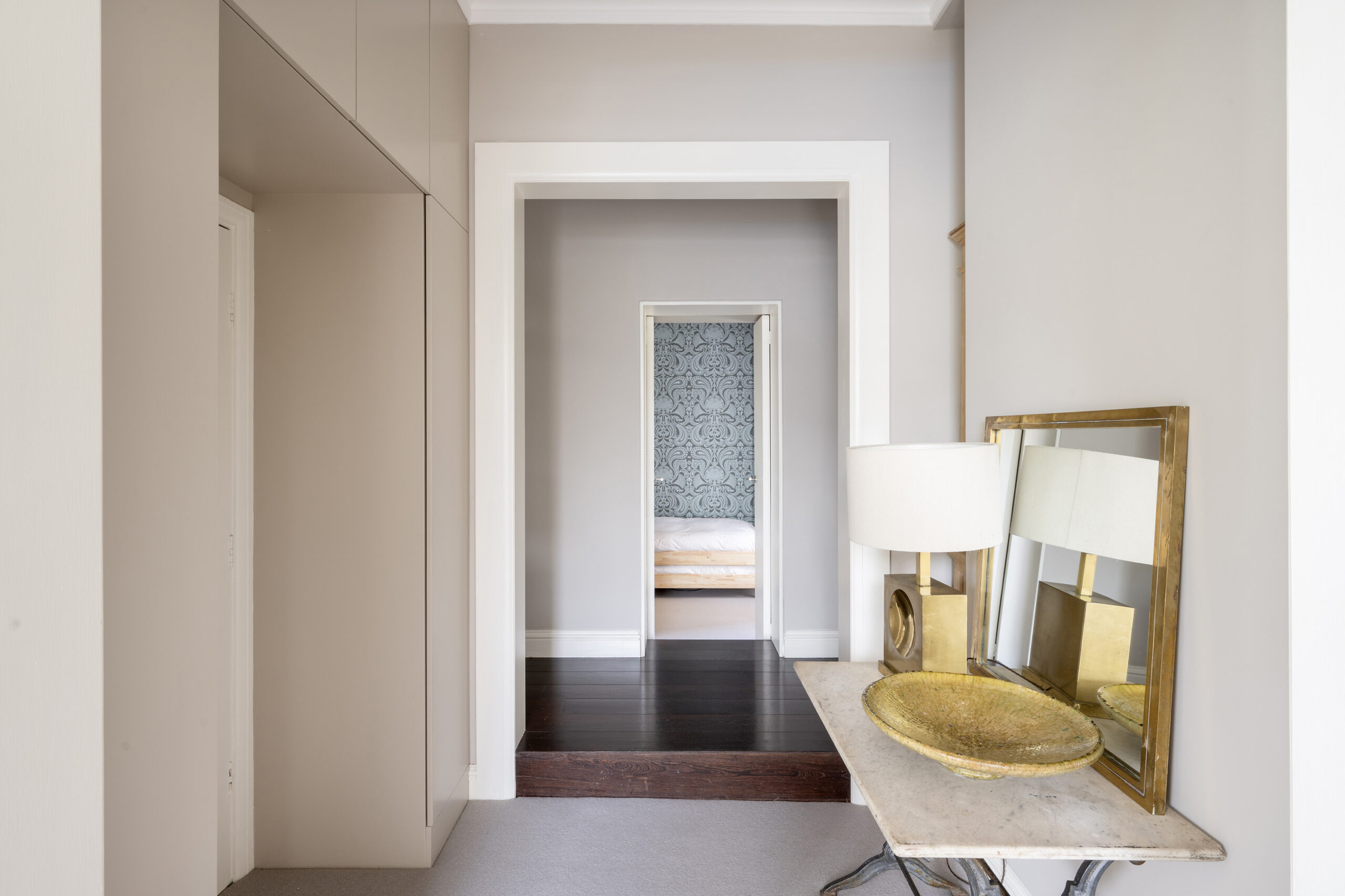 Notting-Hill-Apartment-For-Rent-Pembridge-Villas-8_Lo