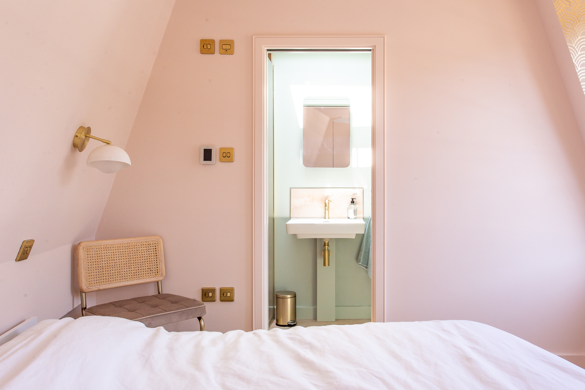 Notting Hill-Apartment-For-Rent-Pindock-Mews (21)