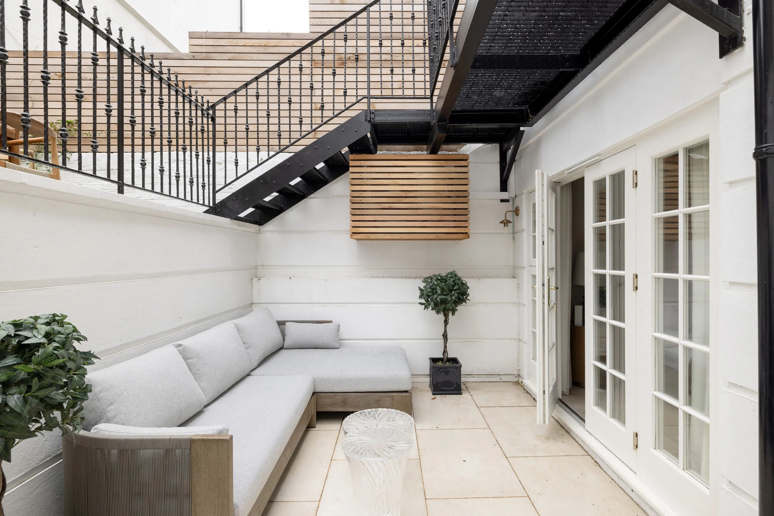 Notting-Hill-Apartment-For-Rent-Talbot-Road-20_Lo