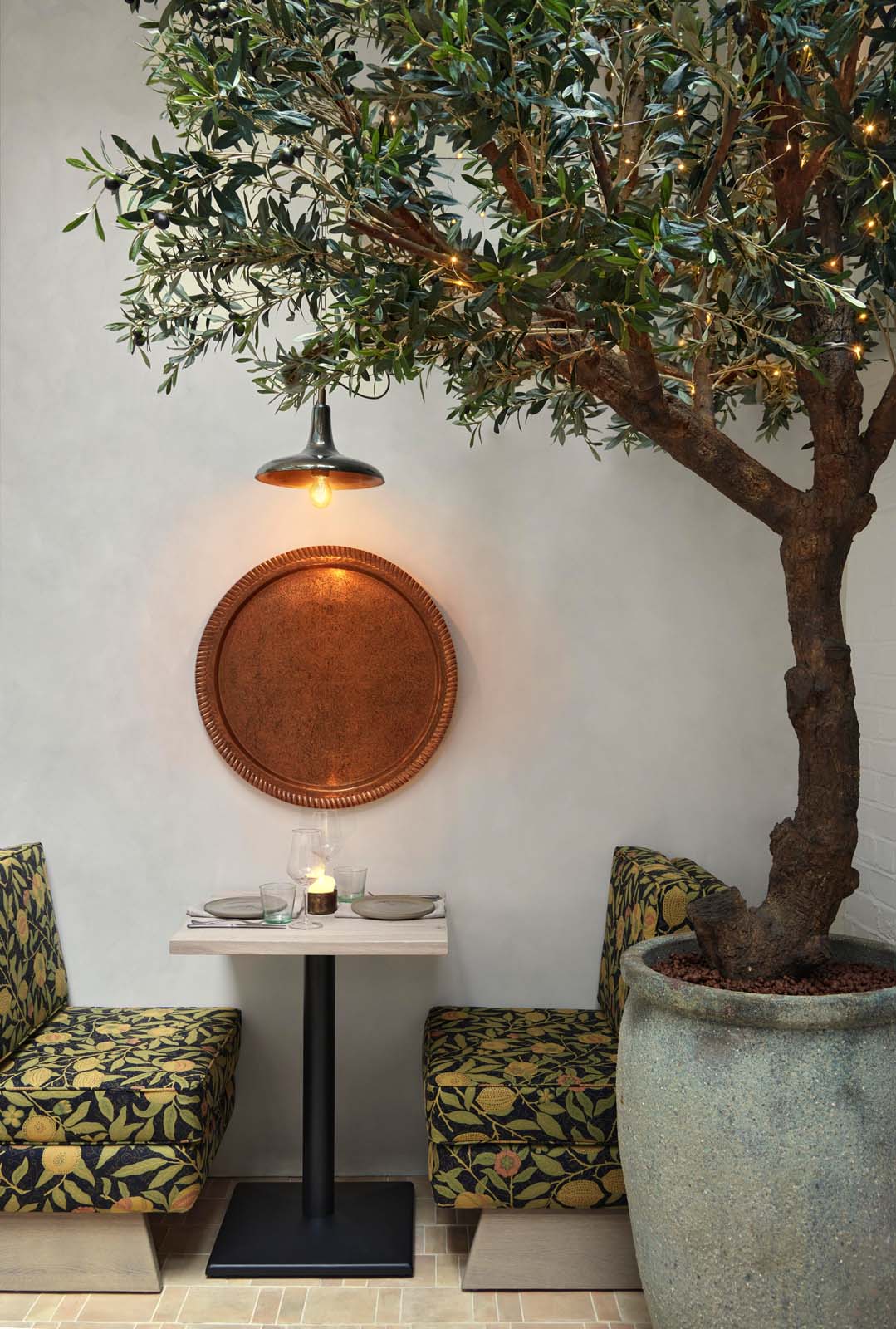 Notting-Hill-Area-Guide-Best-Restaurants-Akub (2)