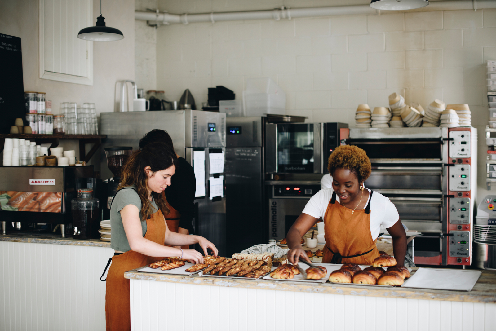 Notting-Hill-Area_guide-Best-Bakery-Laylas (4)