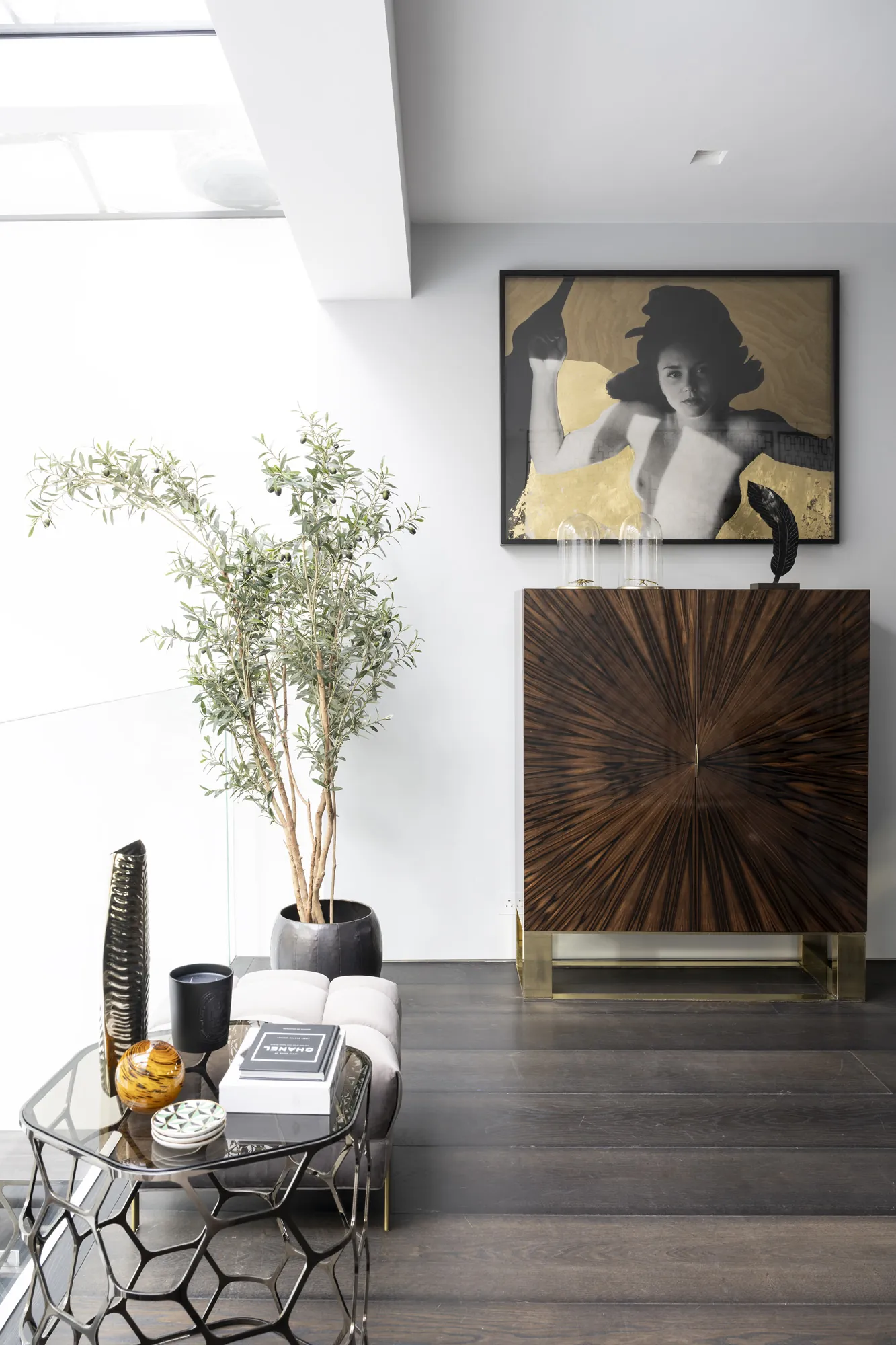 Notting-Hill-Home-To-Rent-Westbourne-Grove-3_Lo