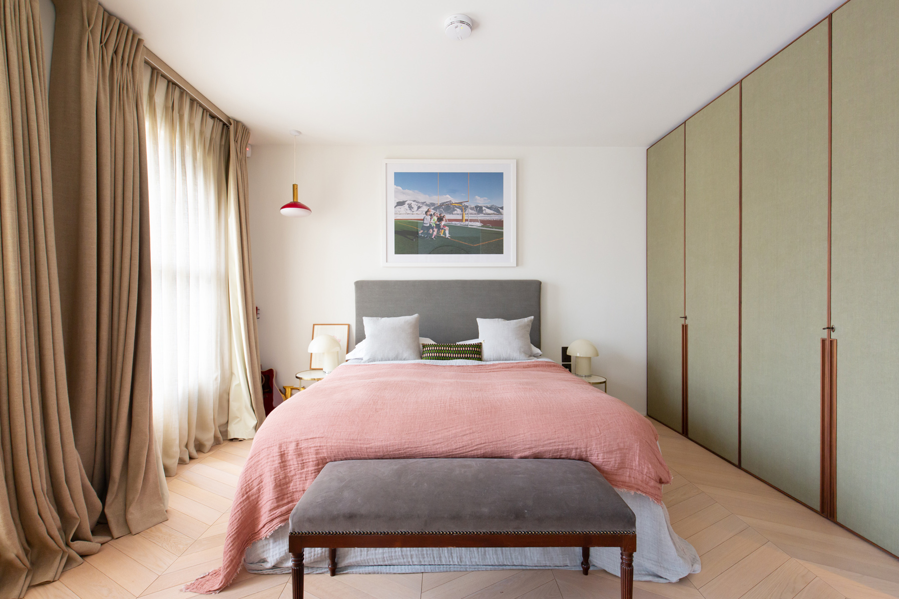 Notting-Hill-House-For-Rent-Aldridge-Road-Villas (3)