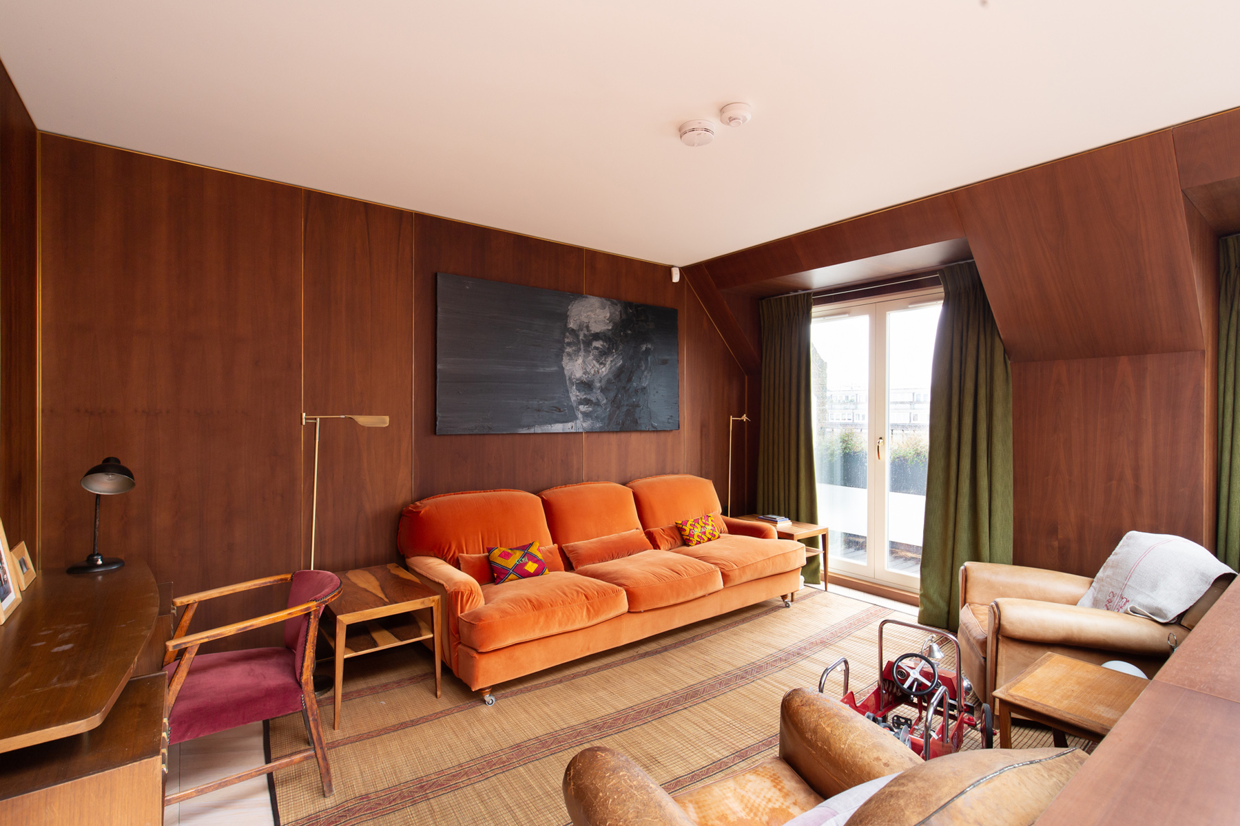 Notting-Hill-House-For-Rent-Aldridge-Road-Villas (8)