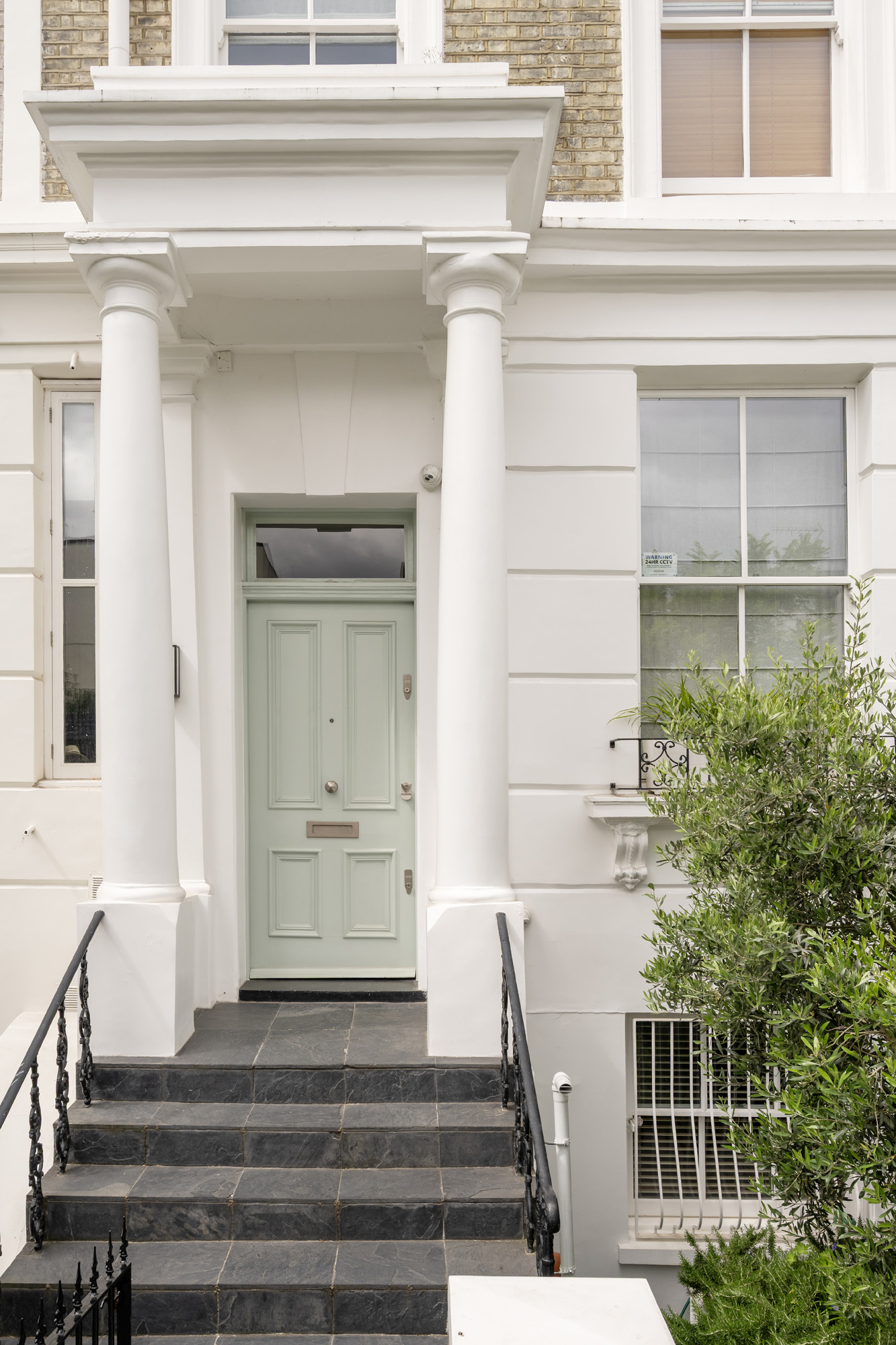 Notting-Hill-House-For-Rent-Portland-Road-3_Lo