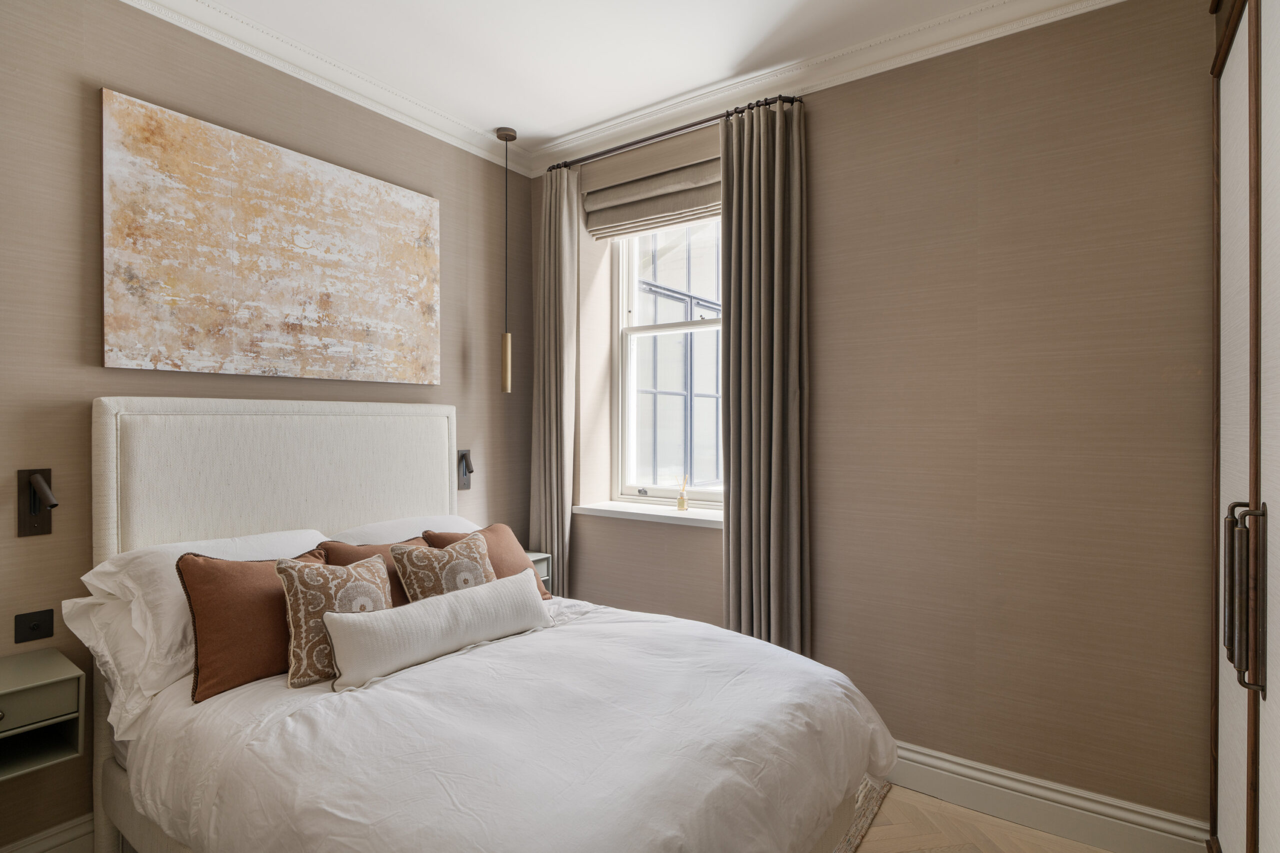 Queens-Gate-Apartment-For-Rent-Cornwall-Gardens-17_Lo