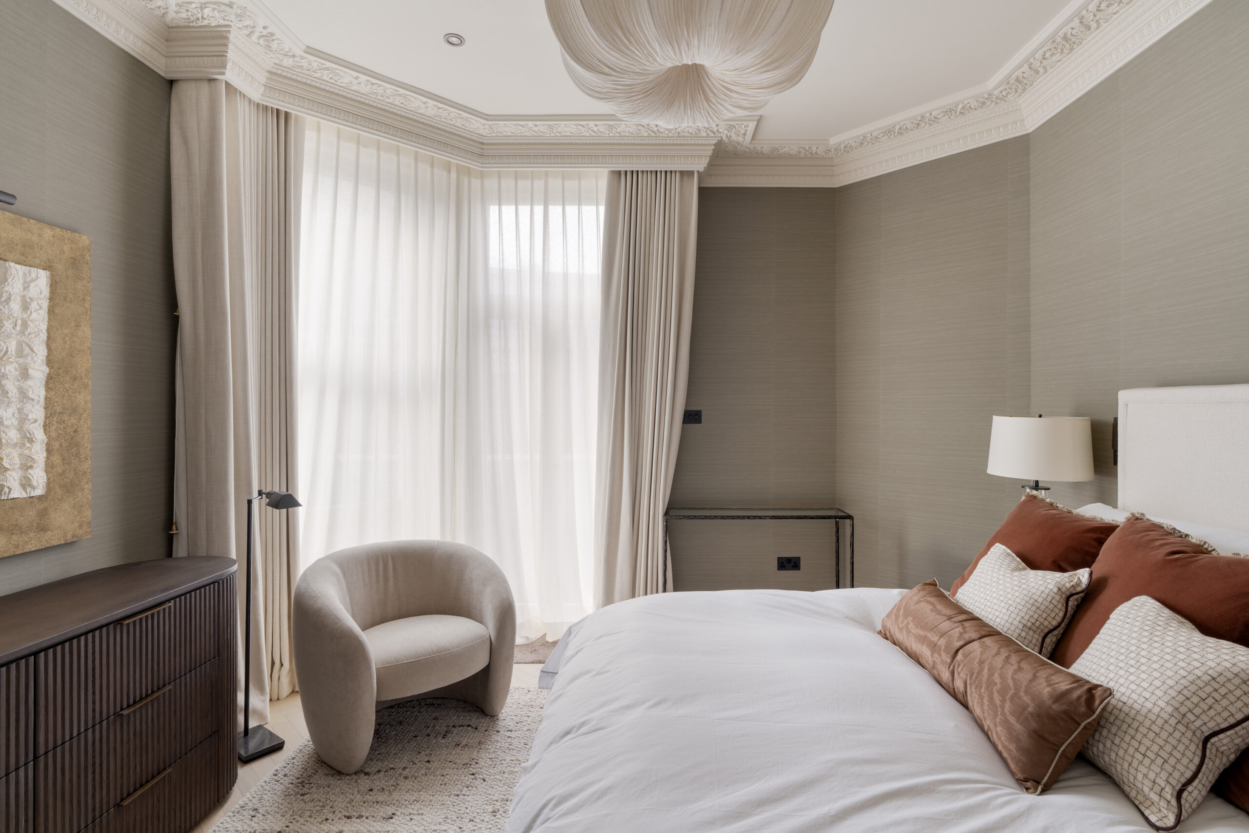 Queens-Gate-Apartment-For-Rent-Cornwall-Gardens-20_Lo