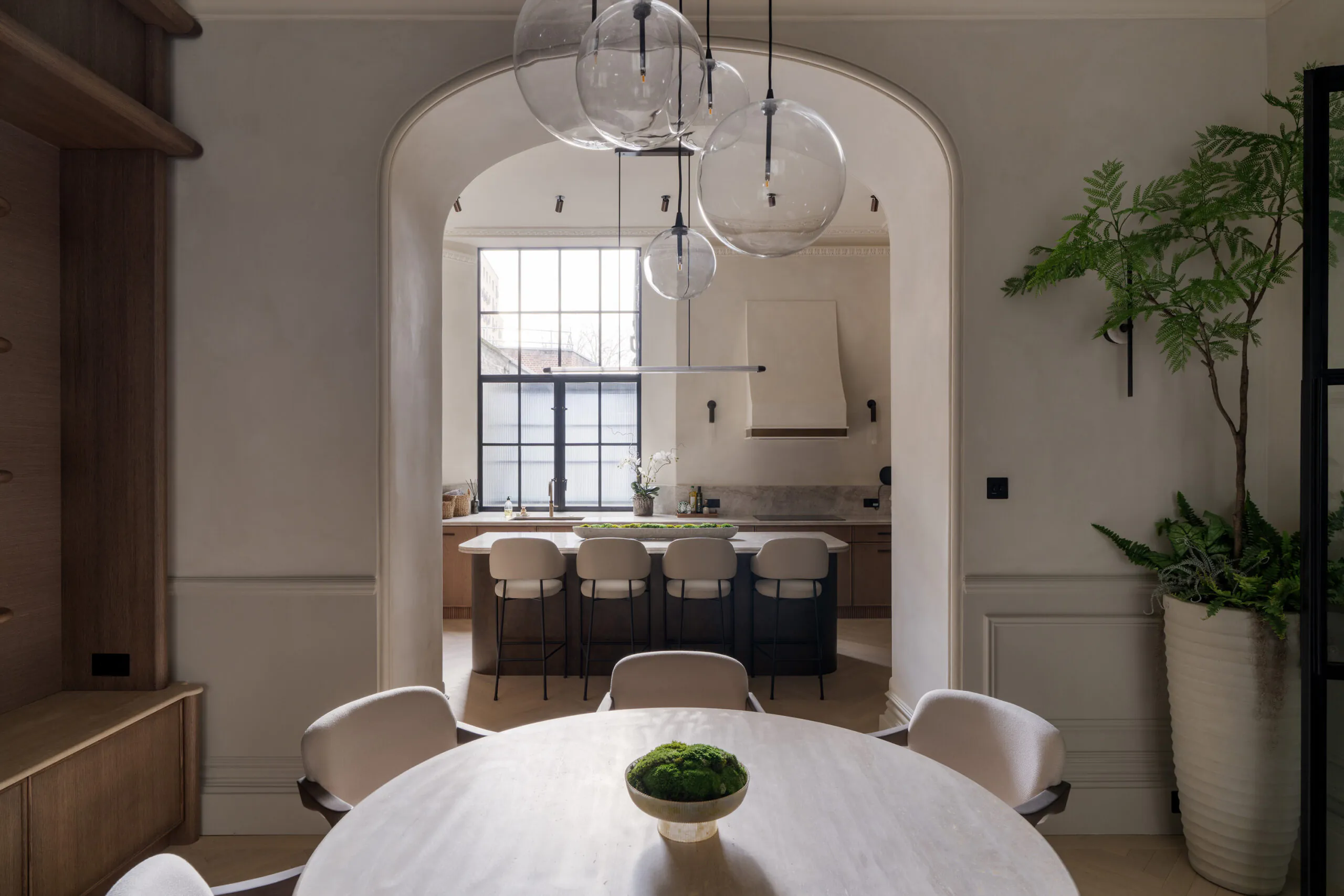 Queens-Gate-Apartment-For-Rent-Cornwall-Gardens-9_Lo