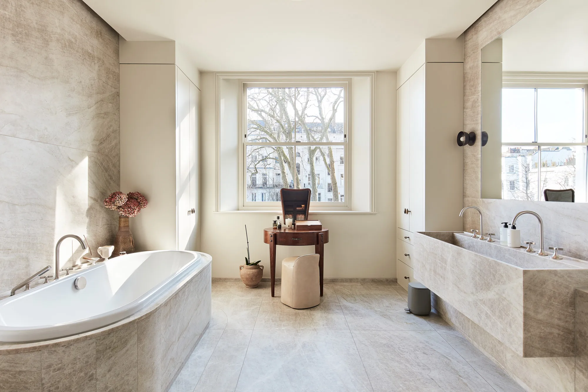 Short-Term-Rental-Notting-Hill-Arundel-Gardens-Interior-Desi (32)