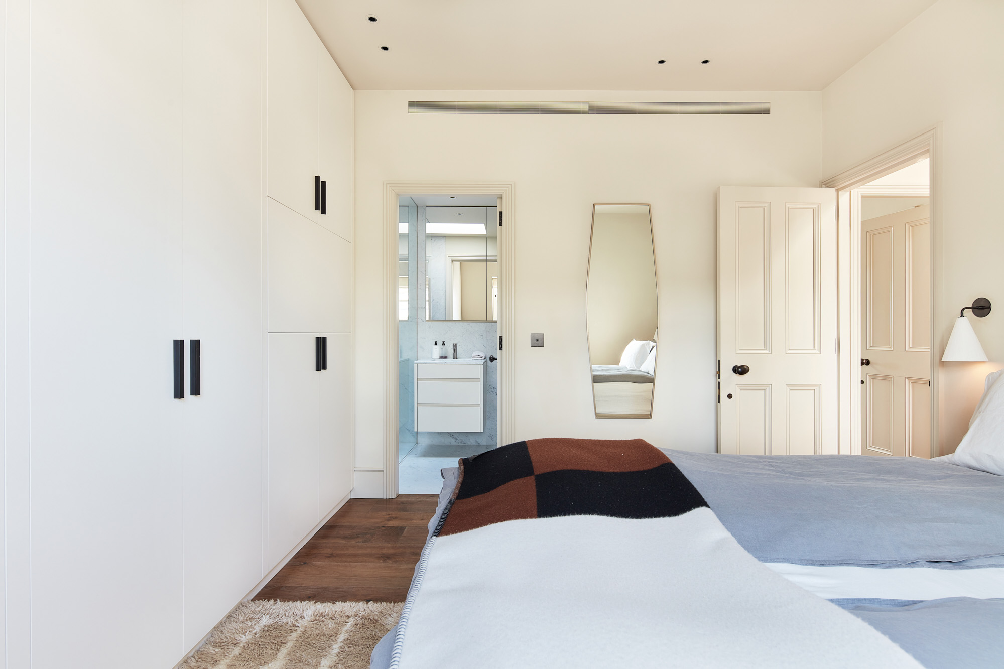Short-Term-Rental-Notting-Hill-Arundel-Gardens-Interior-Desi (53)