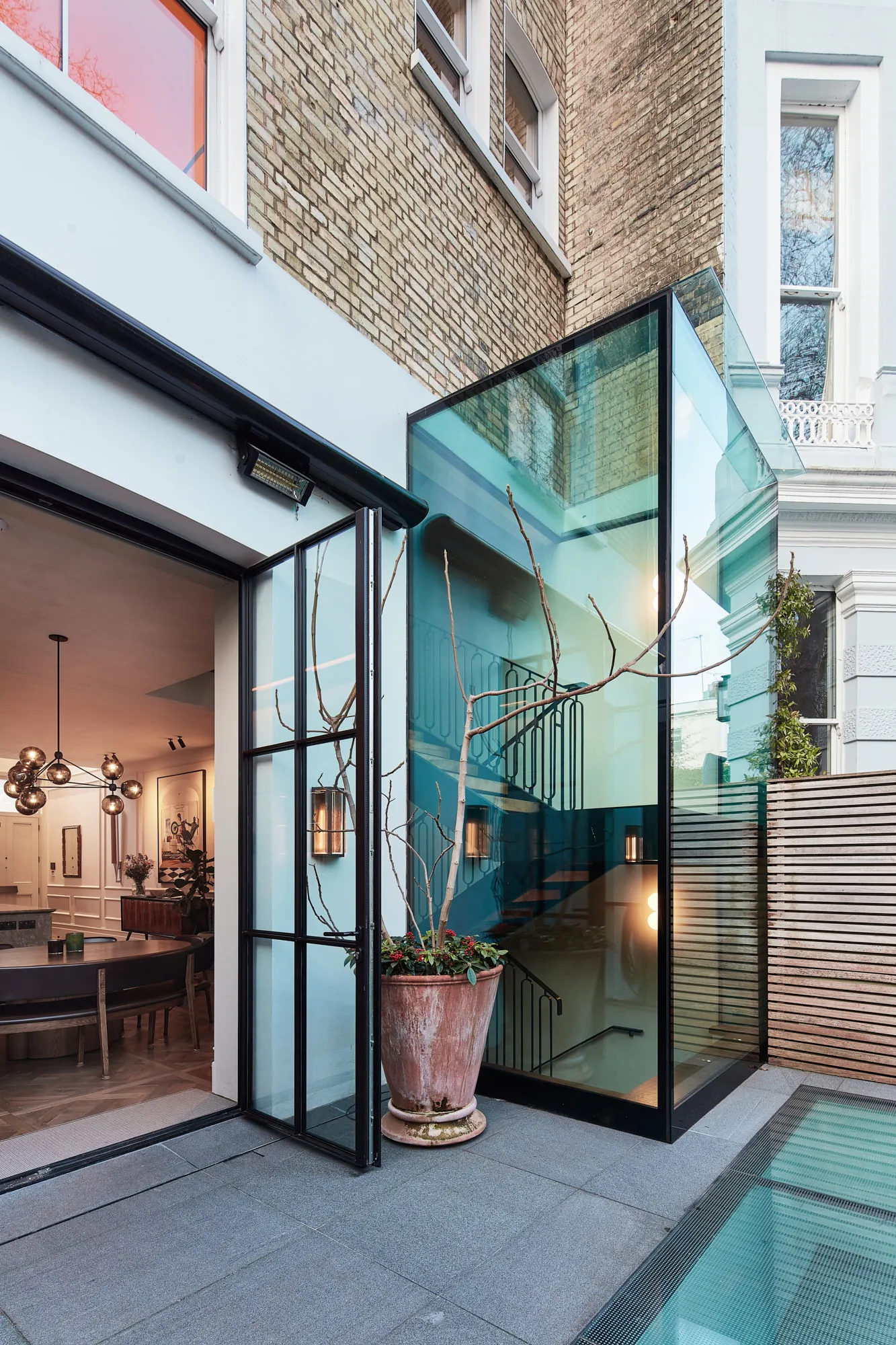 Short-Term-Rental-Notting-Hill-Arundel-Gardens-Interior-Desi (71)