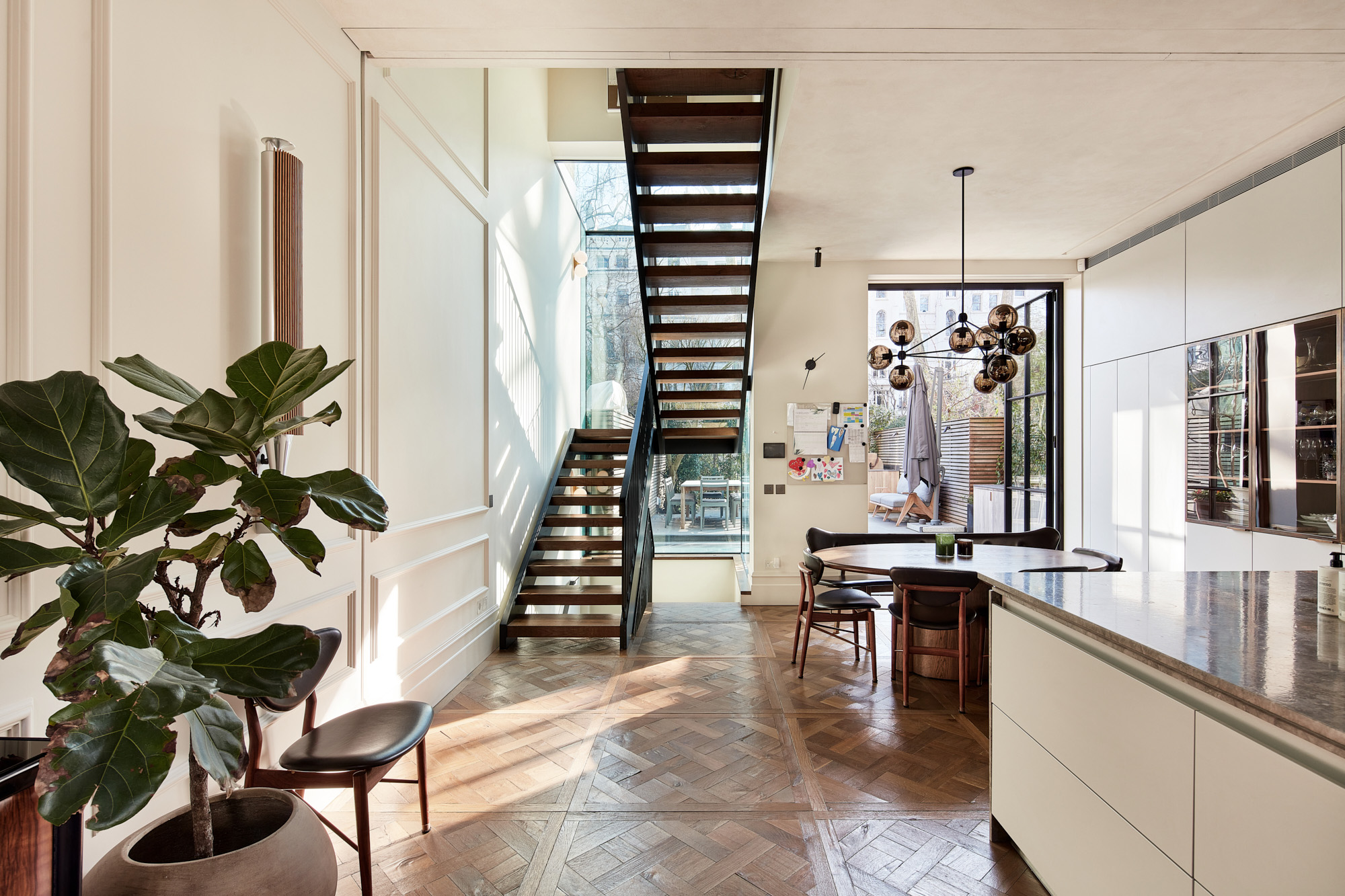 Short-Term-Rental-Notting-Hill-Arundel-Gardens-Interior-Desi