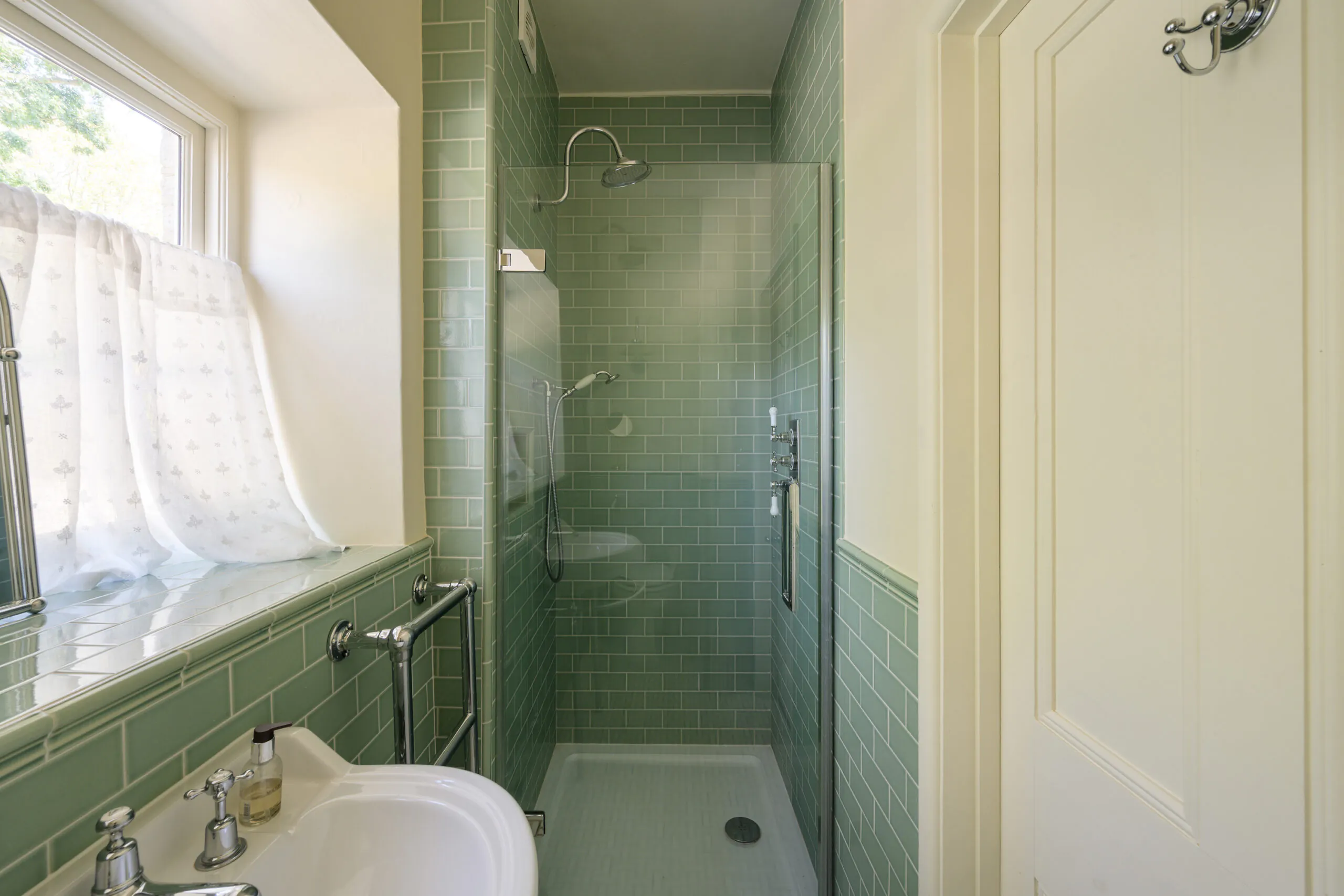 Somerset-House-For-Rent-Winterbourne-97_Lo