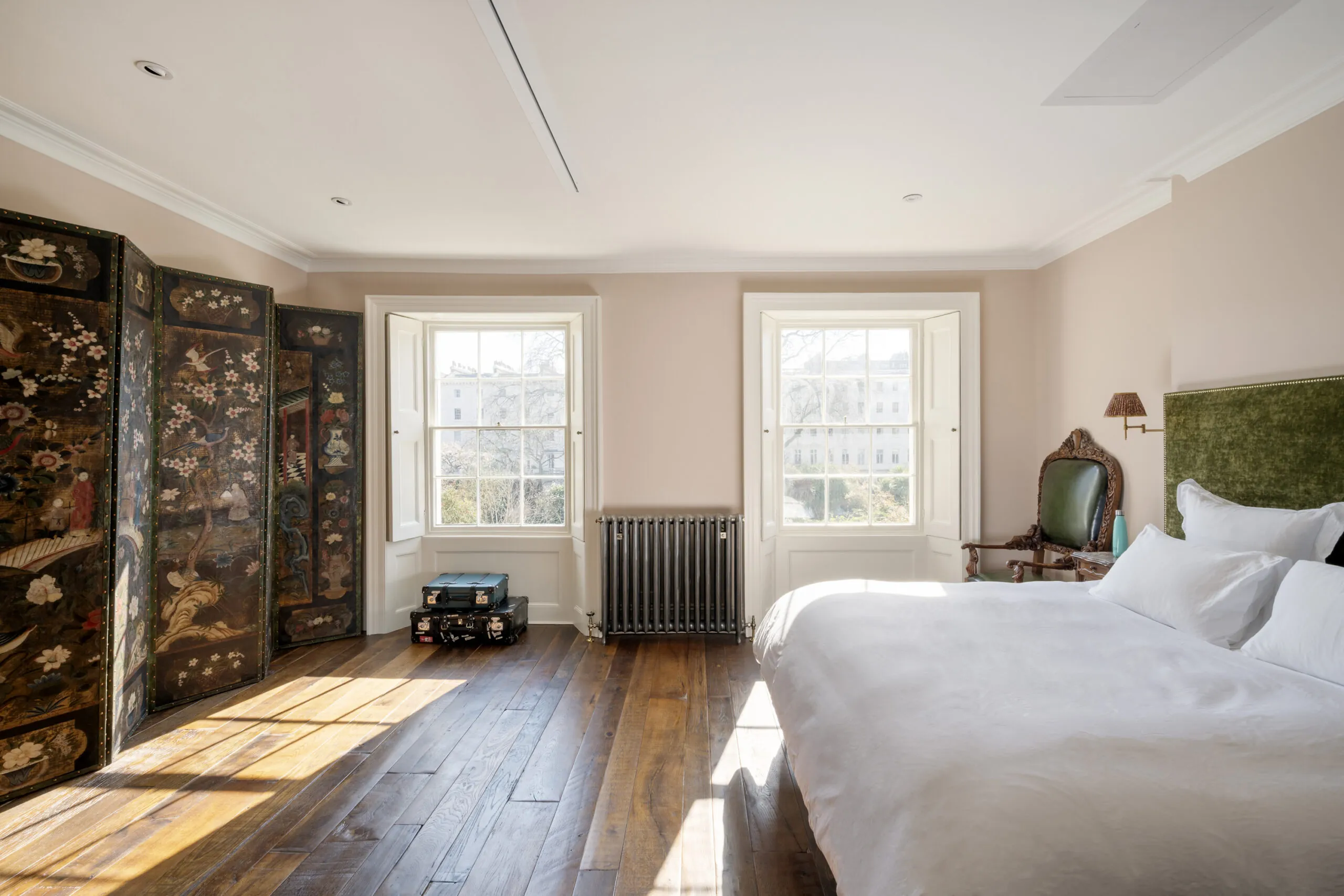 Victoria-House-For-Rent-Eccleston-Square-14_Lo