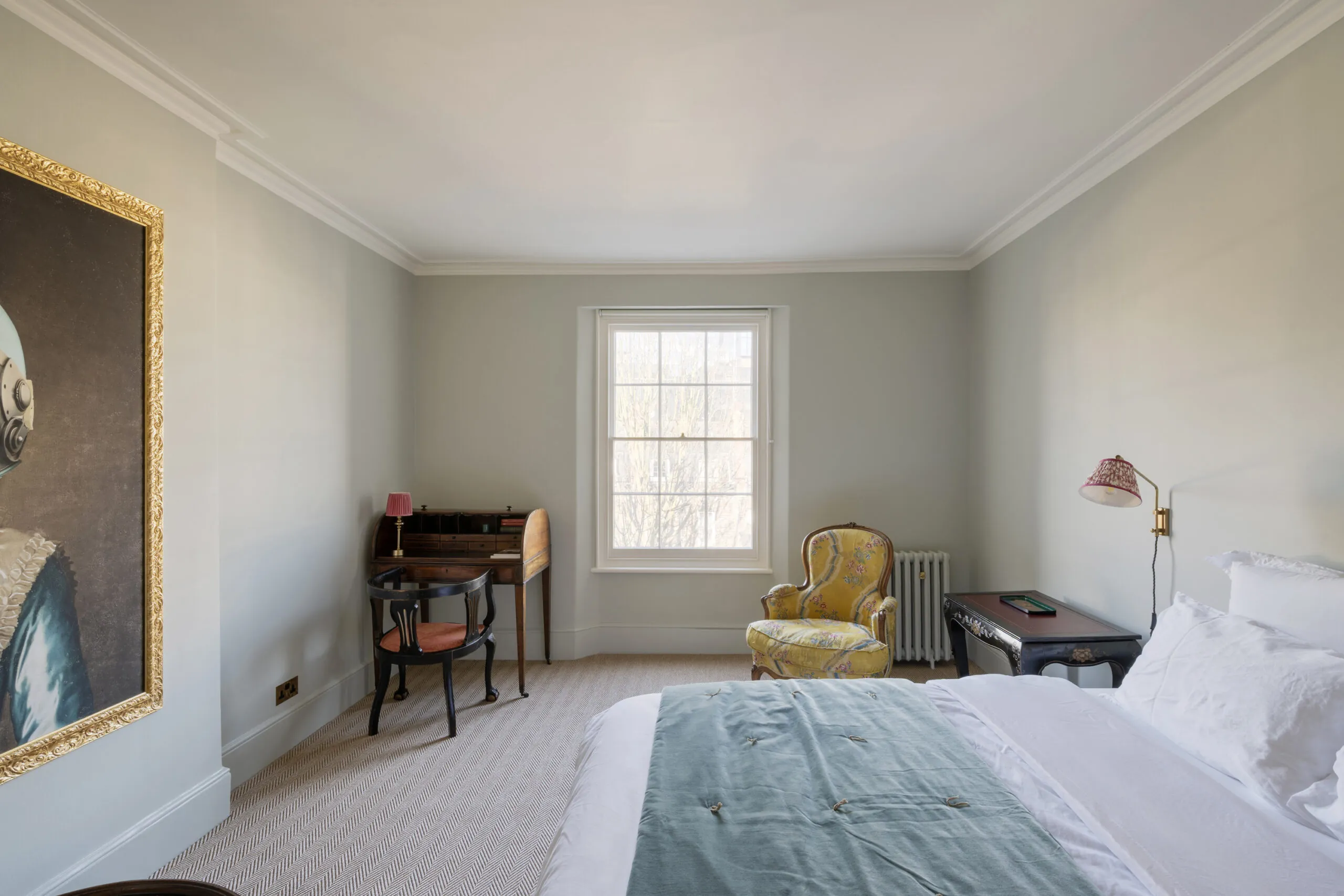 Victoria-House-For-Rent-Eccleston-Square-2_Lo