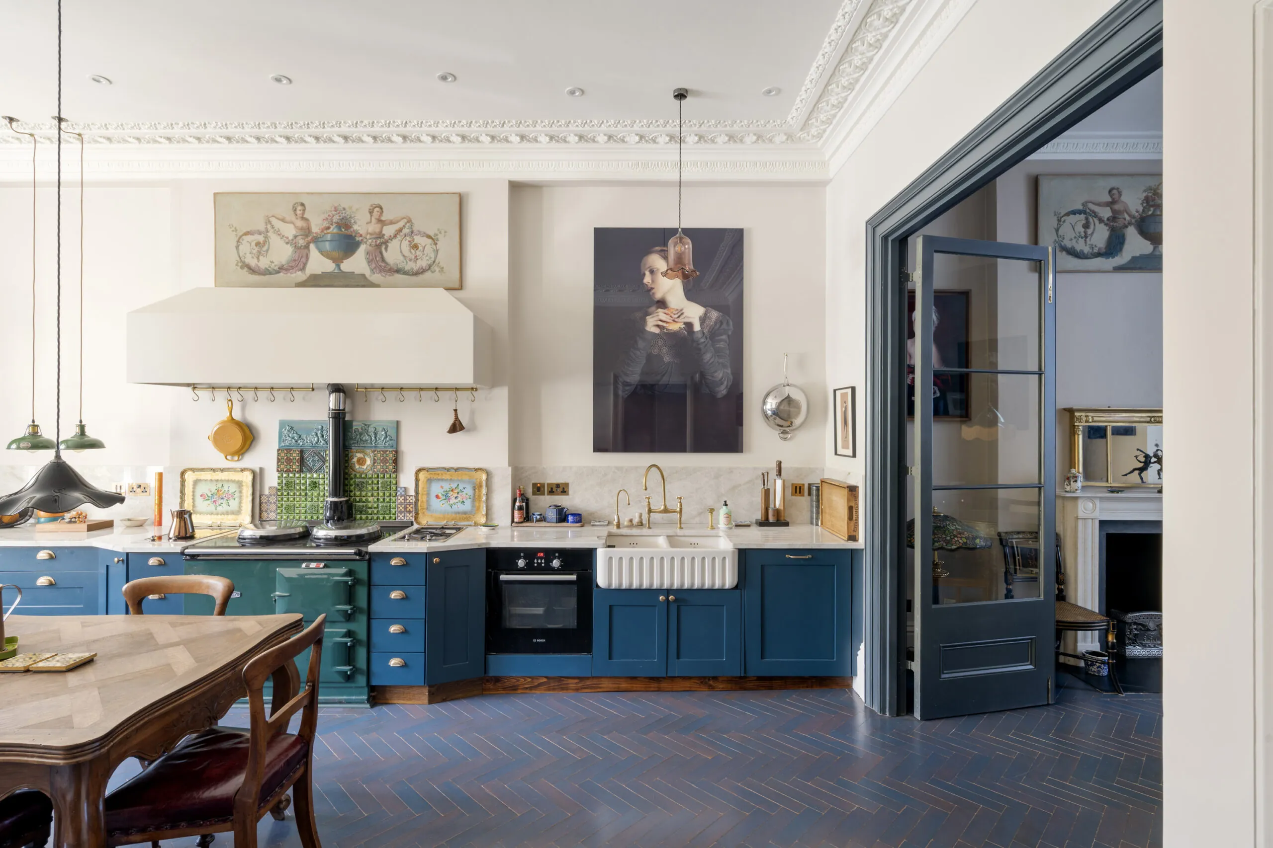 Victoria-House-For-Rent-Eccleston-Square-33_Lo