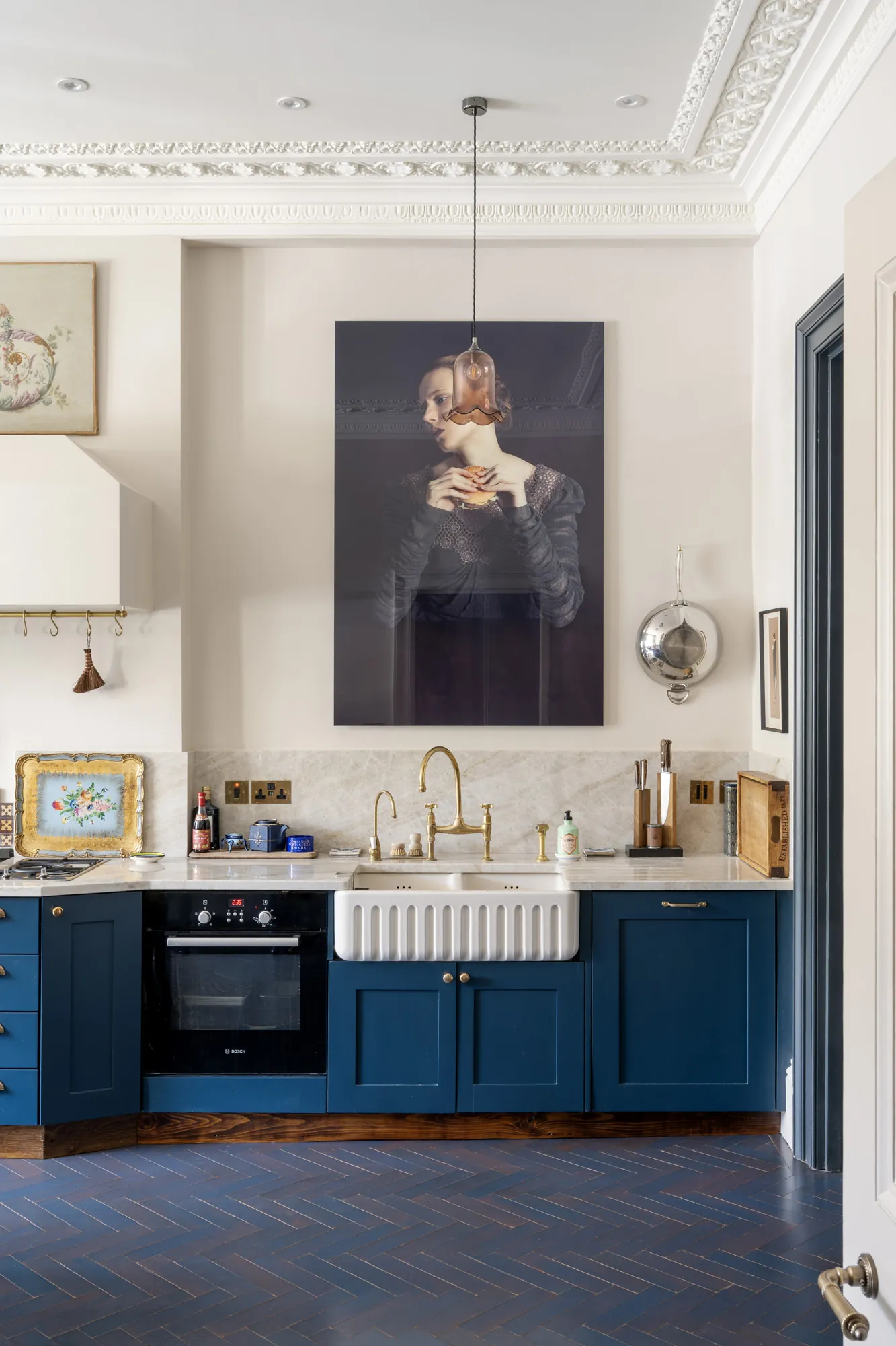 Victoria-House-For-Rent-Eccleston-Square-34_Lo