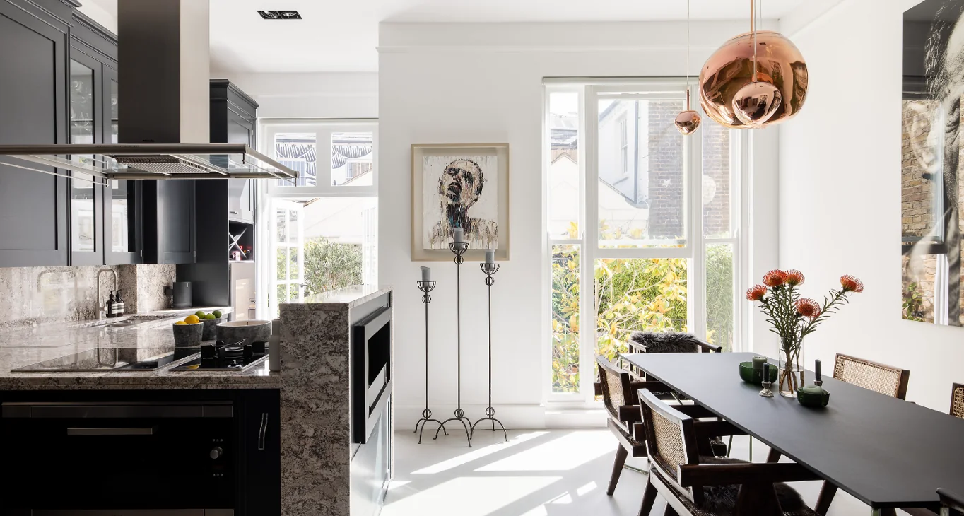 Interior designed kitchen in an exceptional short stay